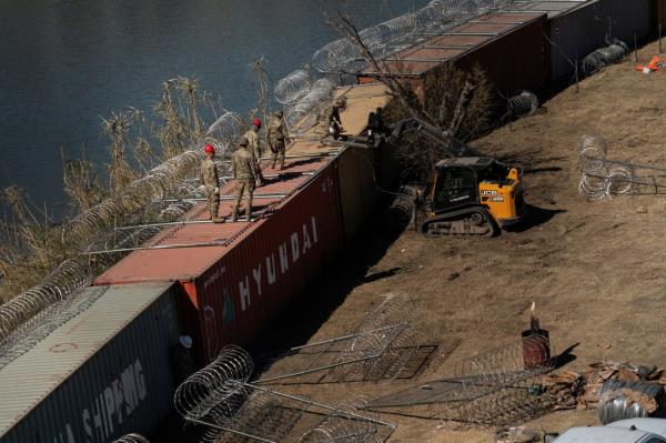 border barriers on the Rio Grande